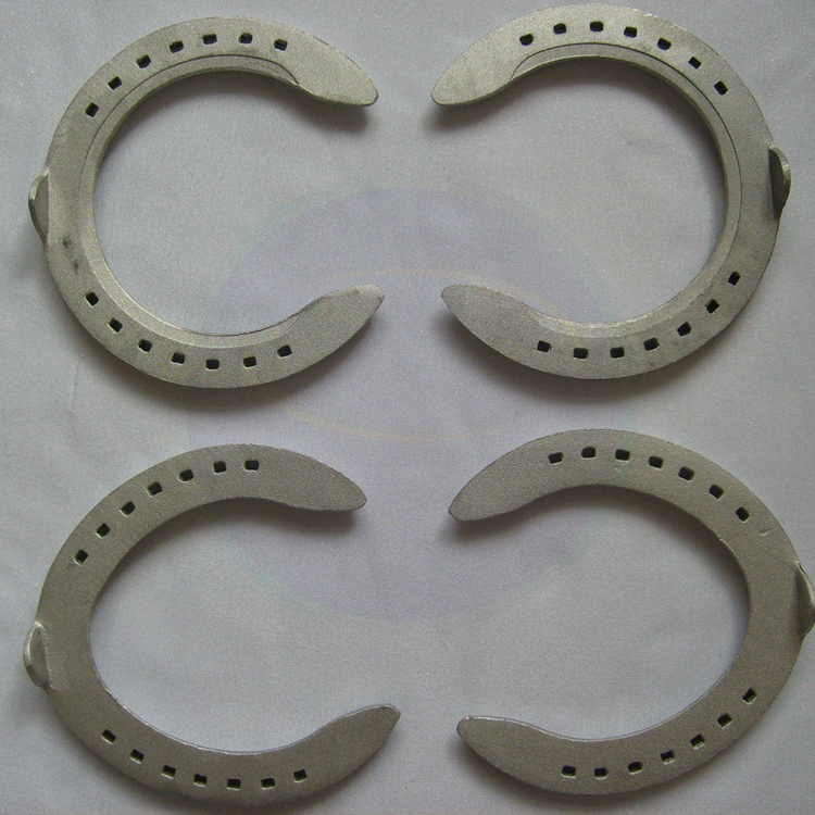 Factory Direct Competition Aluminum Alloy Horseshoes for Racing Lightweight Durable High Quality Available in Multiple Sizes