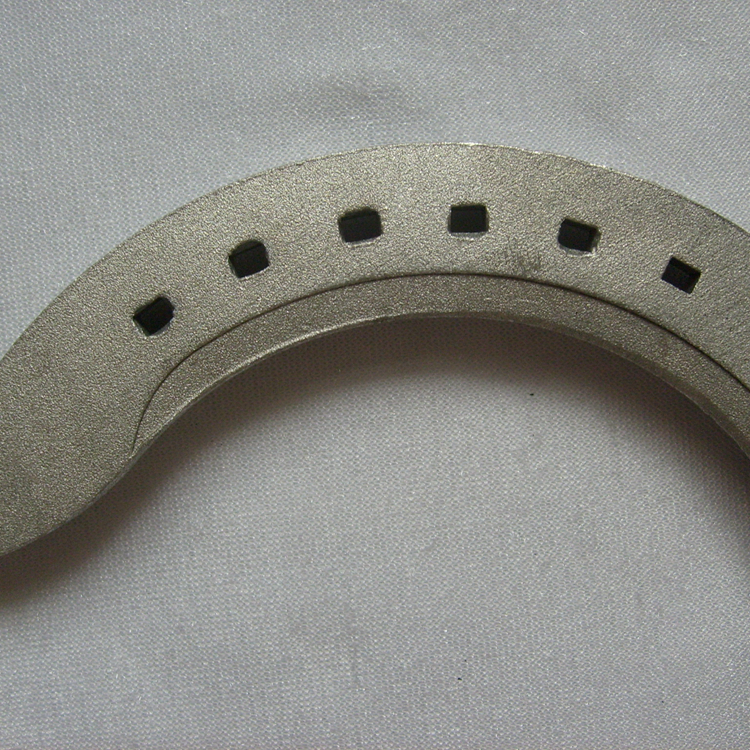 Factory Direct Supply Forged Aluminum Alloy Hoof Horseshoes Lightweight Racing Horseshoes Available in Multiple Sizes