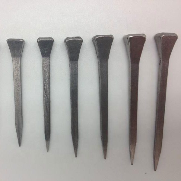 Direktlieferung aus chinesischer Fabrik: Stahl-Hufeisenn&auml;gel f&uuml;r den Pferdesport, Eisenstifte der E-Serie, leicht, 51mm, glatte Oberfl&auml;che