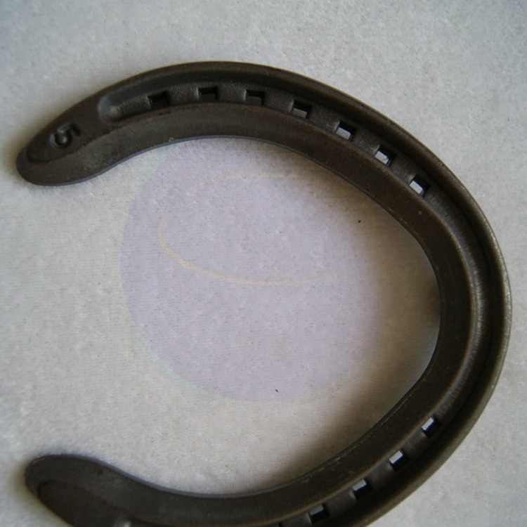 Drop-Forged Steel Racing Horseshoes with Toe Clip, Sizes 2-8 for Farrier and Wholesale Supply