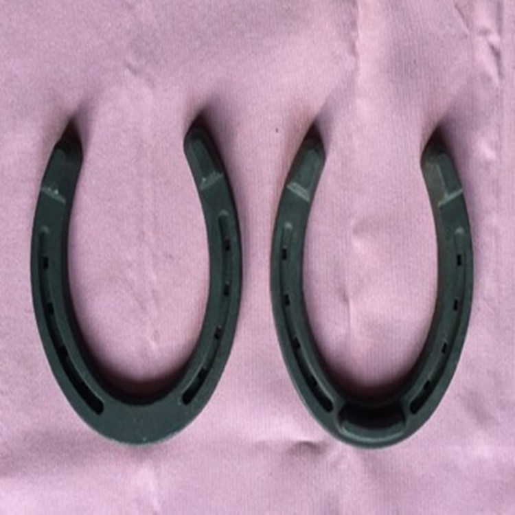 custom steel and aluminum horseshoe size options