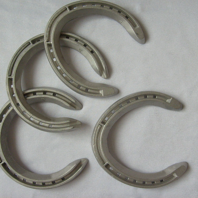 Factory Direct Supply Forged Aluminum Alloy Hoof Horseshoes Lightweight Racing Horseshoes Available in Multiple Sizes