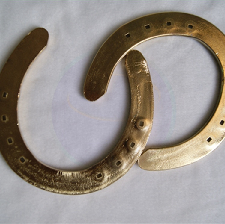 Chinese Factory Direct Wedding Golden Horseshoe Gift for Brides High Quality Steel Anti Rust Finish Available in Multiple Sizes