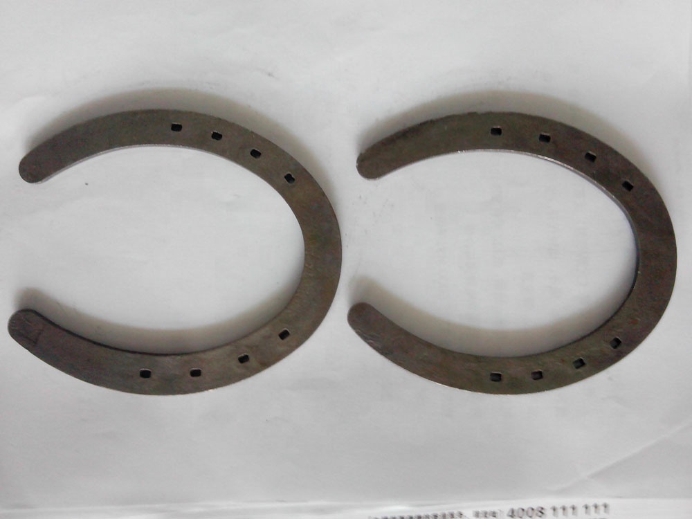 Wholesale Steel Horseshoes from China Factory Ch Type Professional Grade Smooth Surface Durable Equestrian Equipment