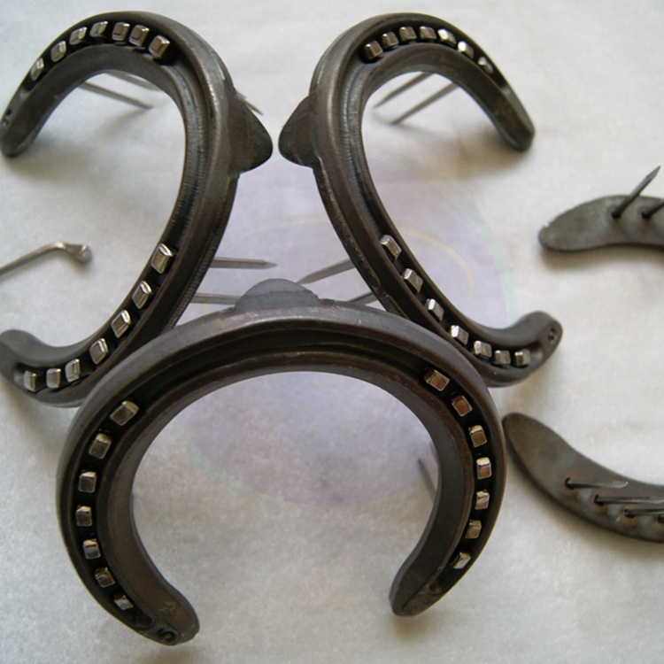 Drop-Forged Steel Racing Horseshoes with Toe Clip, Sizes 2-8 for Farrier and Wholesale Supply