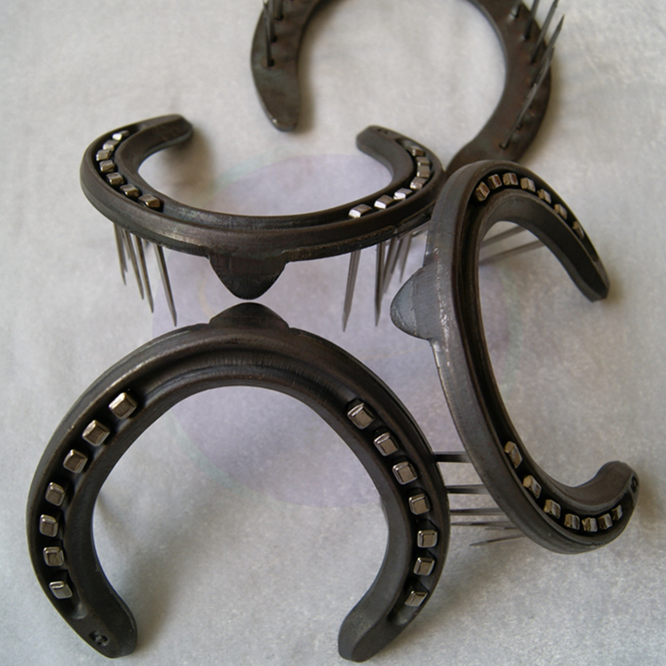 Bulk Horseshoes Direct from Chinese Manufacturer High Quality Steel Drop Forged Racing Horseshoes Available in Multiple Sizes