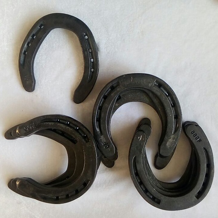 Factory Direct Professional Steel Horseshoe Set for Jumping Durable Anti Slip Performance Available in Multiple Sizes