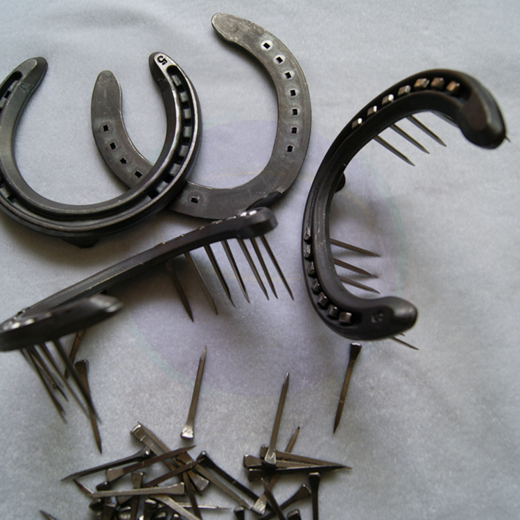 Drop-Forged Steel Racing Horseshoes with Toe Clip, Sizes 2-8 for Farrier and Wholesale Supply