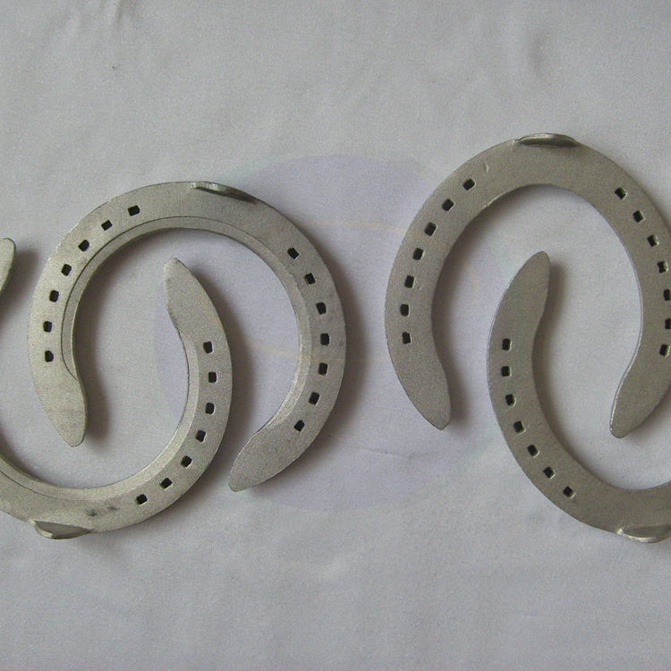 Factory Direct Competition Aluminum Alloy Horseshoes for Racing Lightweight Durable High Quality Available in Multiple Sizes