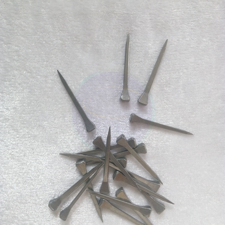 Clavos de acero para herrar E4 directos de f&aacute;brica china pulidos anticorrosivos duraderos suministro a granel