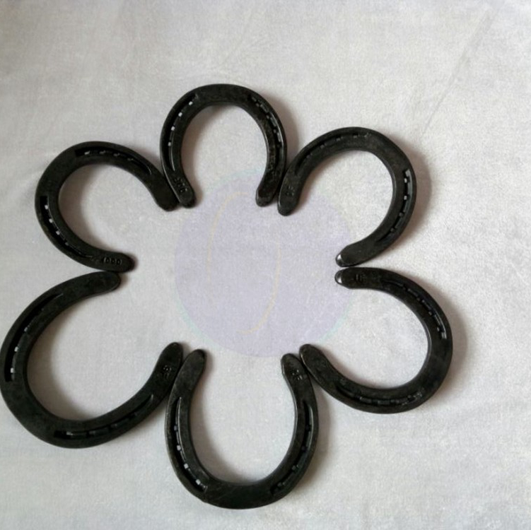 Vente en gros directe d&rsquo;usine chinoise de fers &agrave; cheval en acier pour voltige et saut avec syst&egrave;me de pin&ccedil;ons, plusieurs tailles disponibles
